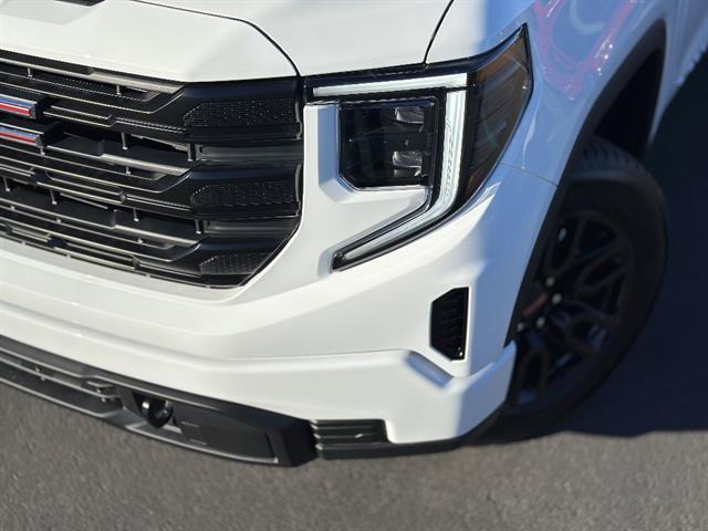 2026 GMC Sierra 1500 Crew Cab, Short Bed, Pro, 4WD