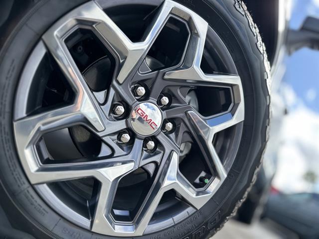 2026 GMC Sierra 1500 Crew Cab, Short Bed, SLT, 4WD Tucson AZ