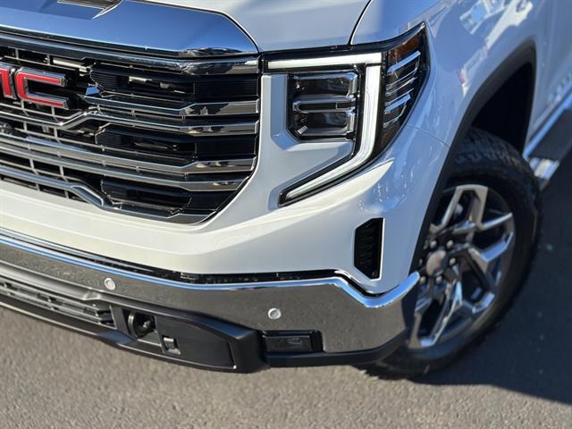 2026 GMC Sierra 1500 Crew Cab, Short Bed, SLT, 4WD Tucson AZ