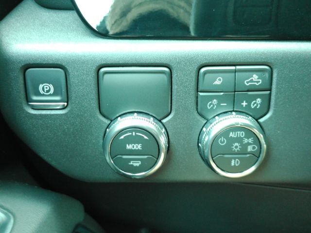 2026 GMC Sierra 1500 Crew Cab, Short Bed, SLT, RWD Plano TX