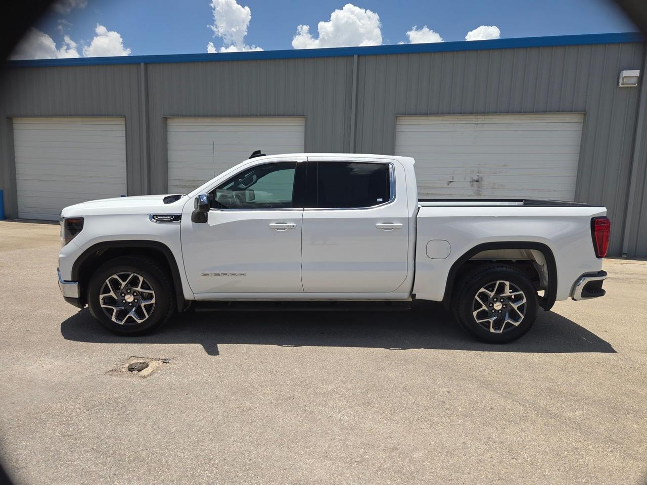 2026 GMC Sierra 1500 SLE Castroville TX