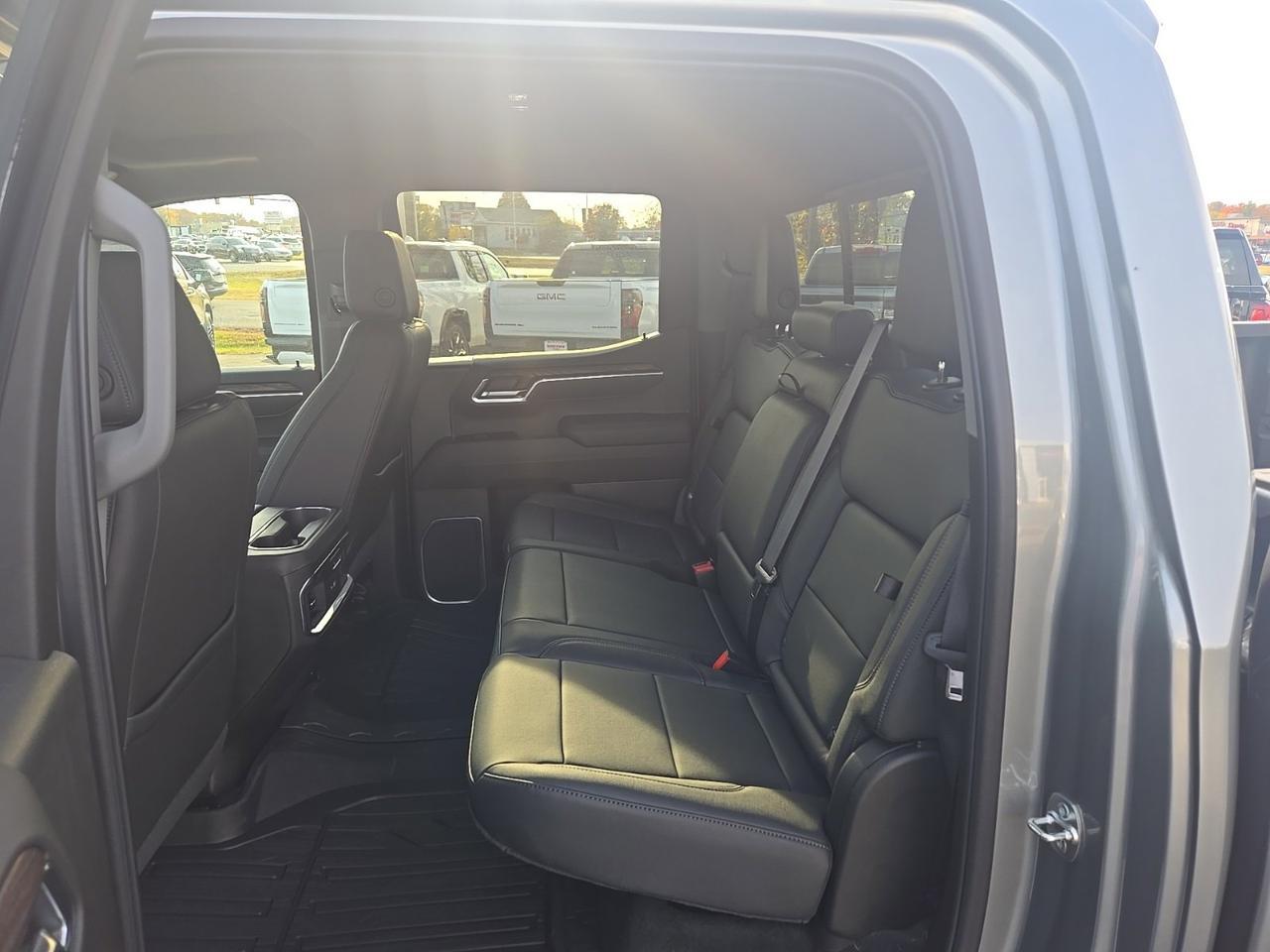 2026 GMC Sierra 1500 SLT Fredericksburg VA