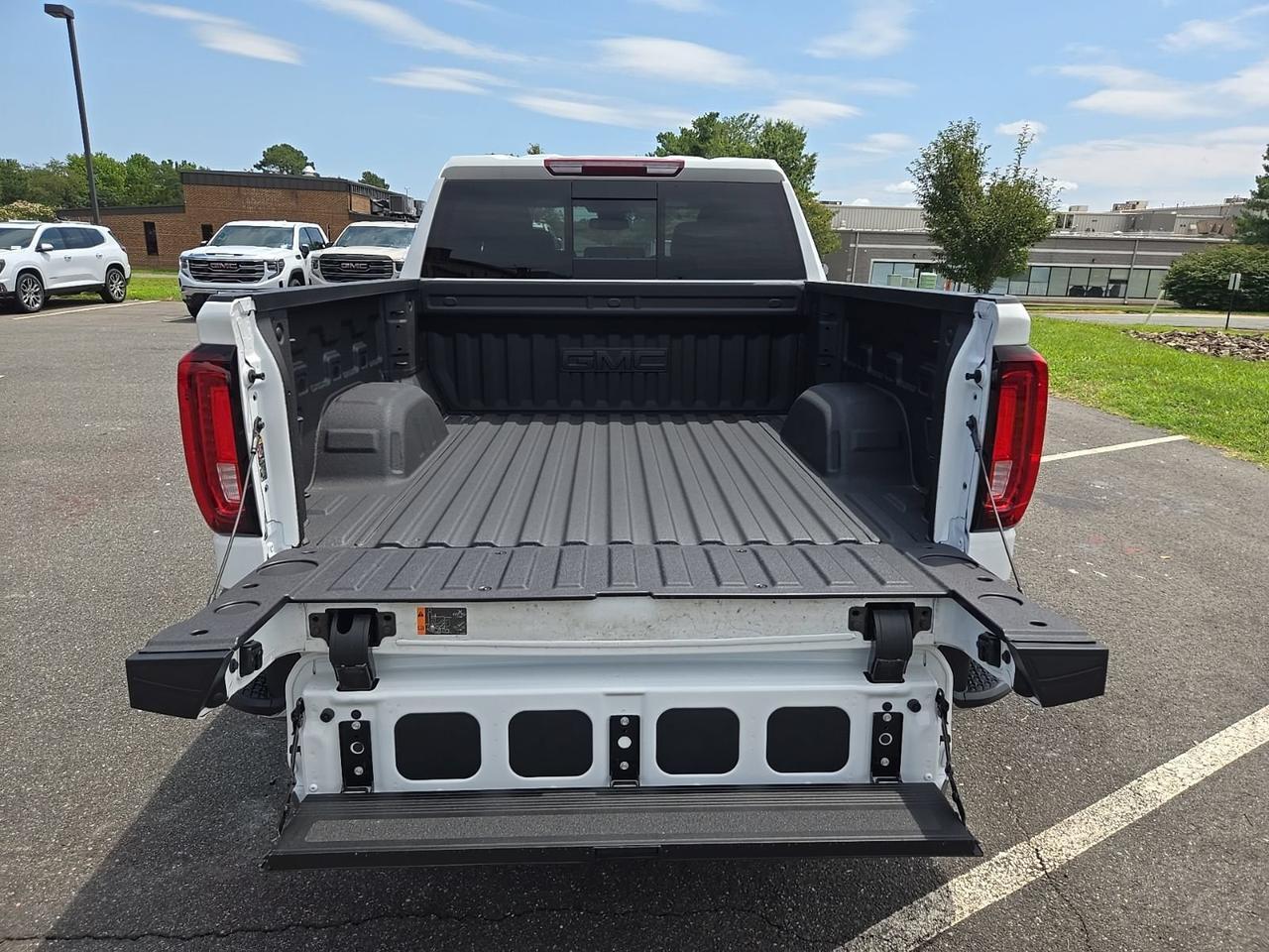 2026 GMC Sierra 1500 SLT Fredericksburg VA