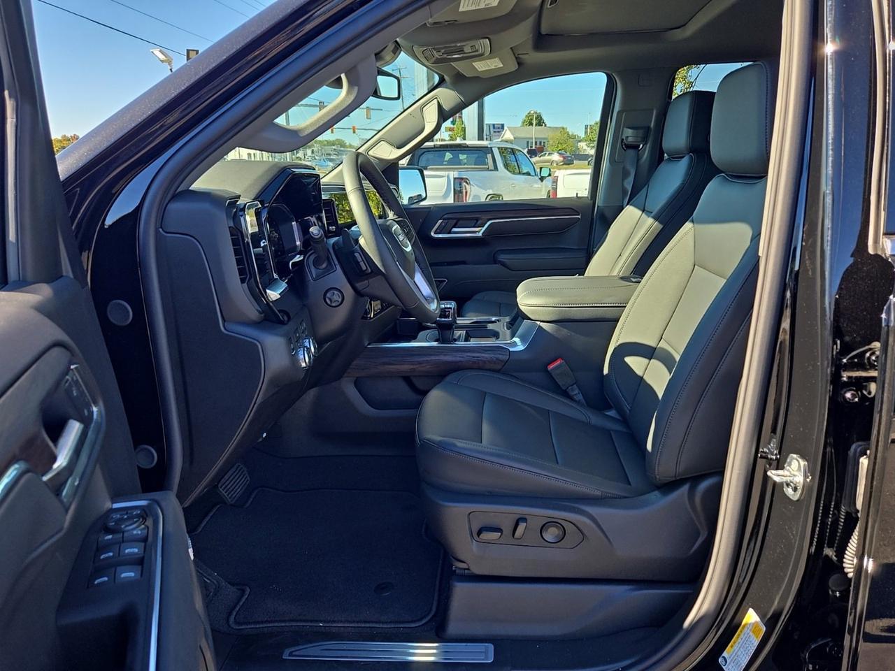 2026 GMC Sierra 1500 SLT Fredericksburg VA