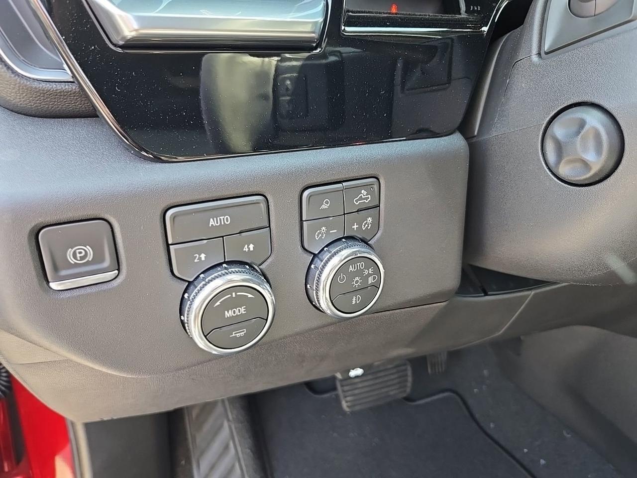 2026 GMC Sierra 1500 SLT Fredericksburg VA