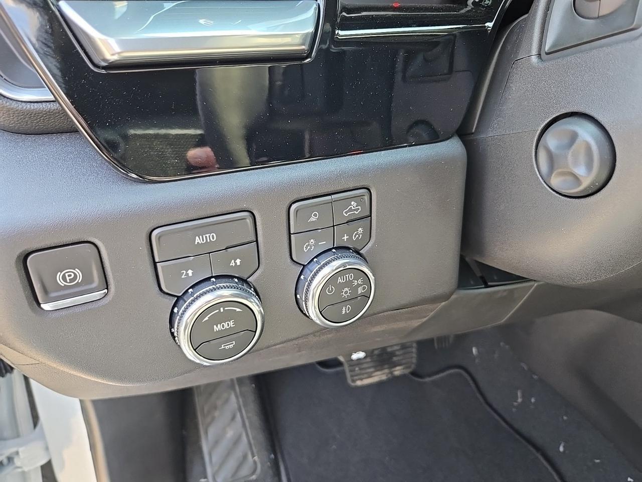2026 GMC Sierra 1500 SLT Fredericksburg VA