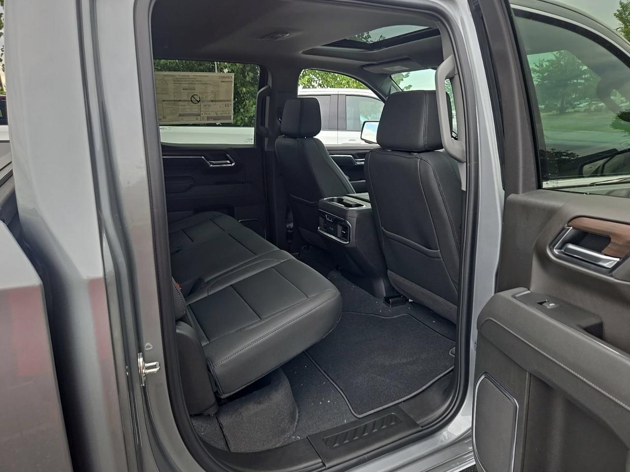 2026 GMC Sierra 1500 SLT Fredericksburg VA