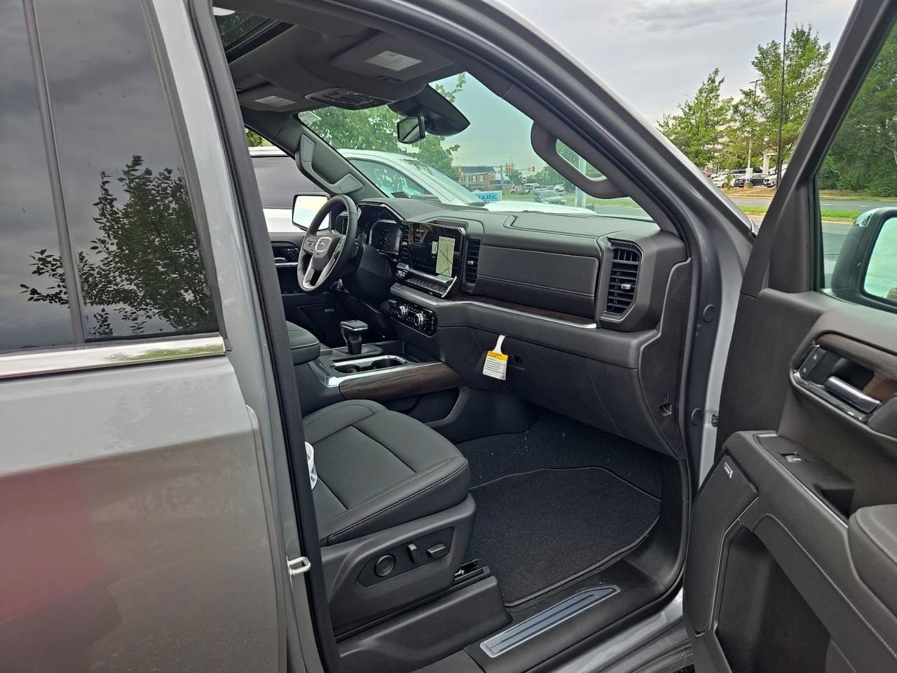 2026 GMC Sierra 1500 SLT Fredericksburg VA