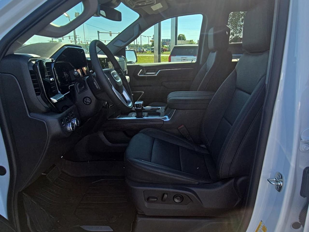 2026 GMC Sierra 1500 SLT Fredericksburg VA