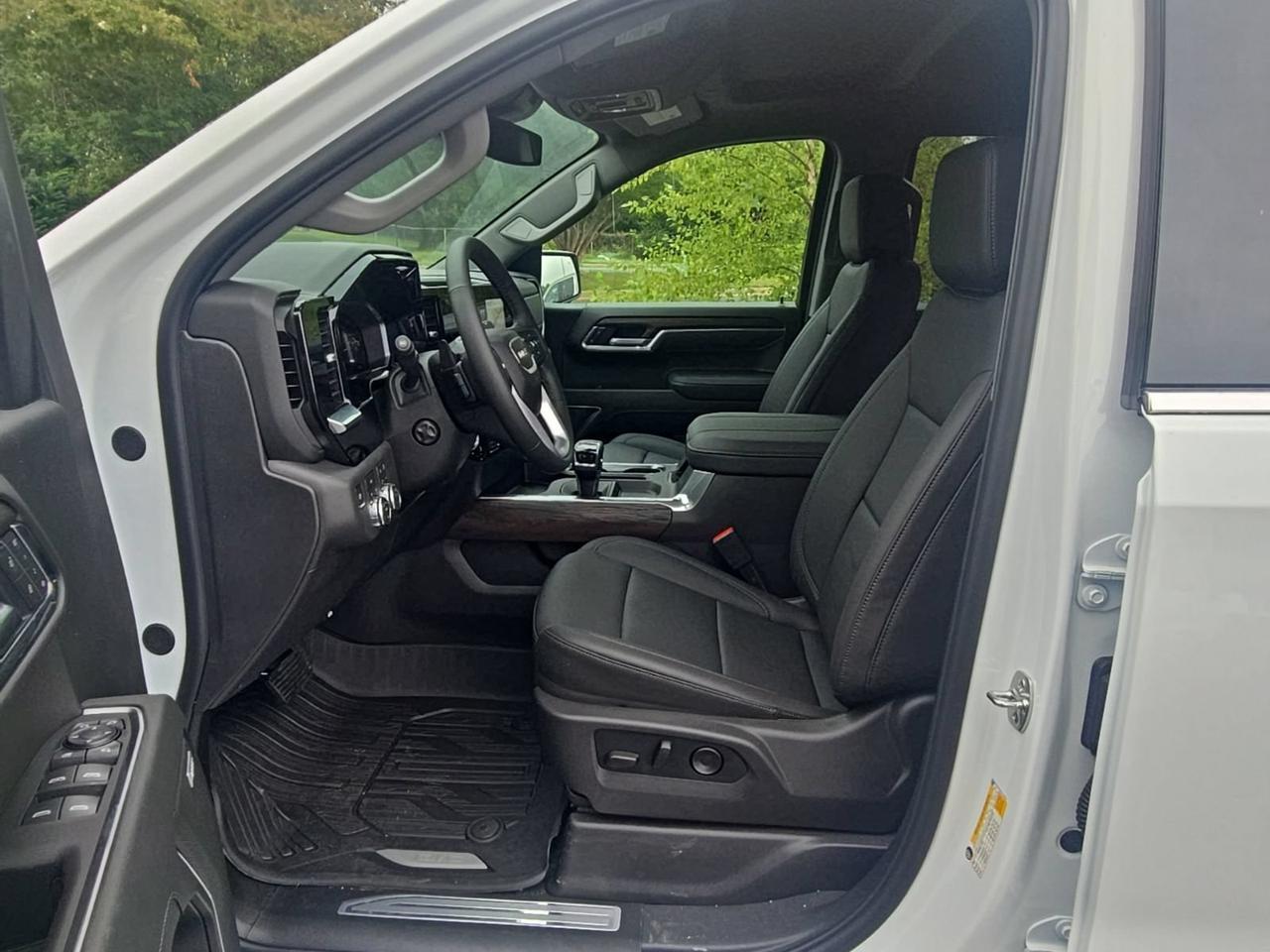 2026 GMC Sierra 1500 SLT Fredericksburg VA