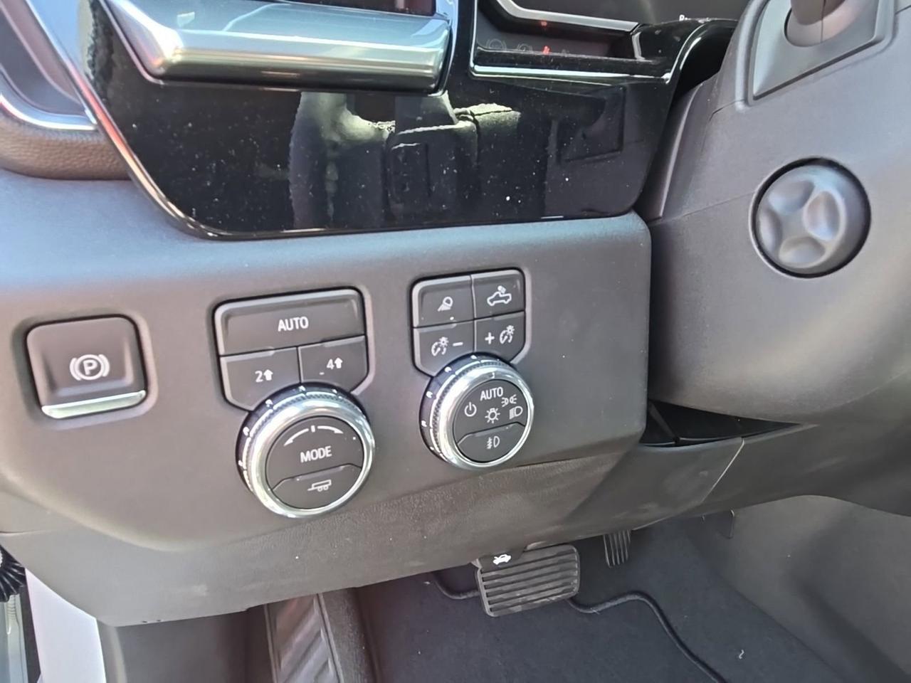 2026 GMC Sierra 1500 SLT Fredericksburg VA