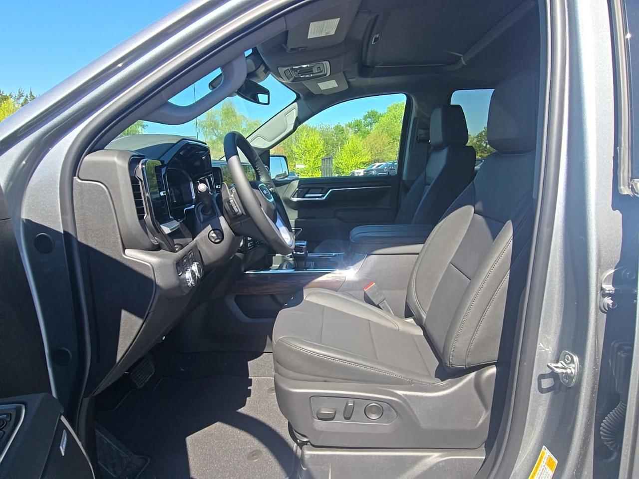 2026 GMC Sierra 1500 SLT Fredericksburg VA