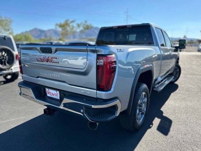 2026 GMC Sierra 2500 HD SLT
