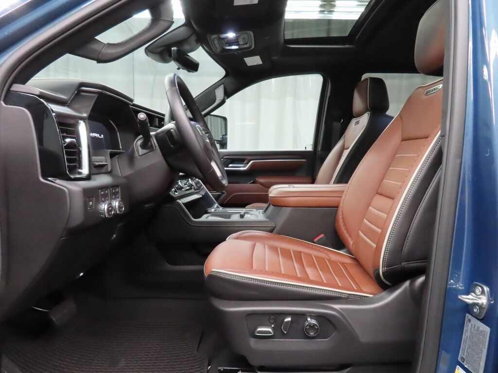 2026 GMC Sierra 2500HD 4x4 Crew Cab Denali Ultimate Fond du Lac WI