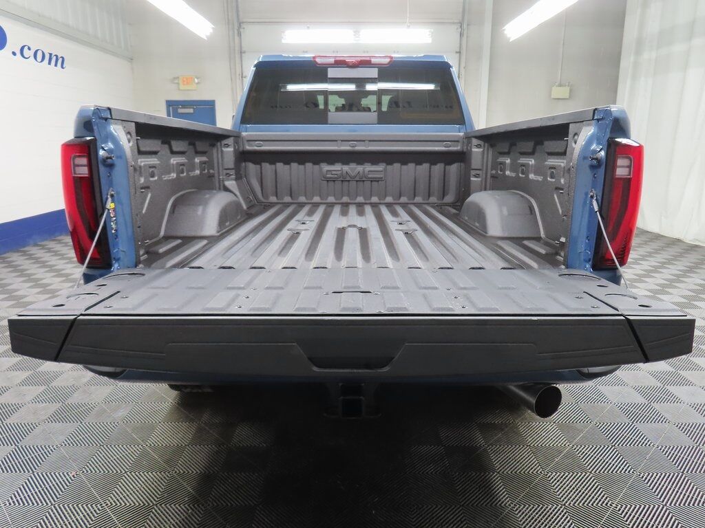 2026 GMC Sierra 2500HD 4x4 Crew Cab Denali Ultimate Fond du Lac WI