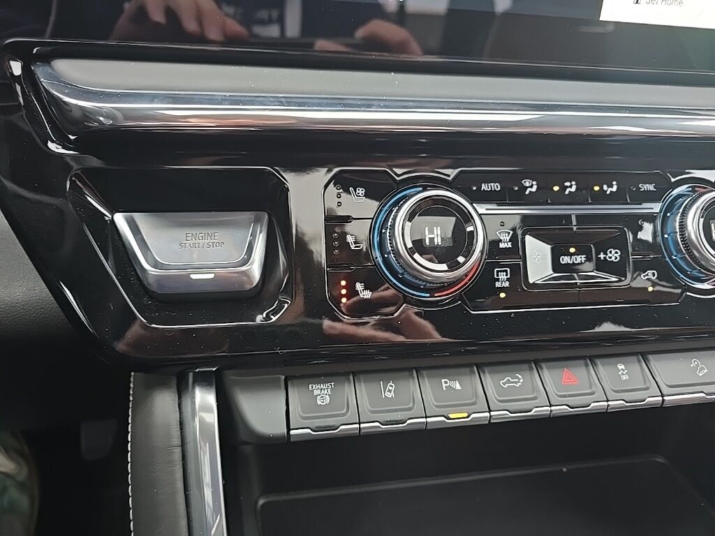 2026 GMC Sierra 2500HD 4x4 Crew Cab Denali Ultimate Fond du Lac WI