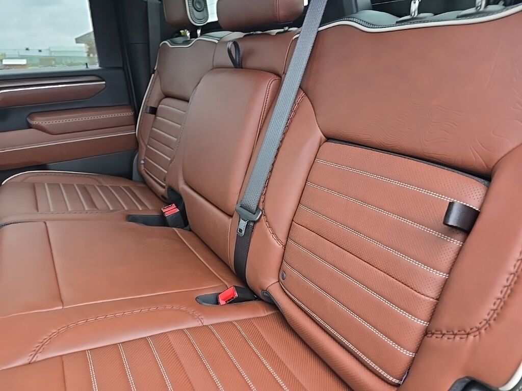 2026 GMC Sierra 2500HD 4x4 Crew Cab Denali Ultimate Fond du Lac WI