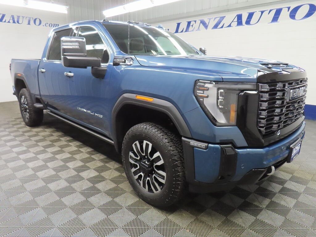 2026 GMC Sierra 2500HD 4x4 Crew Cab Denali Ultimate