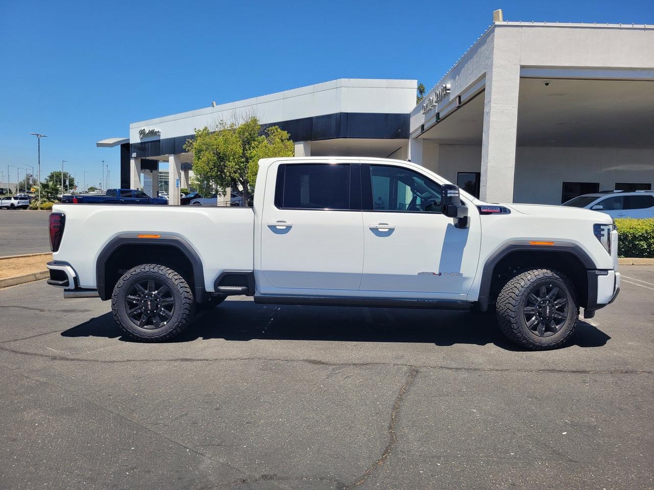2026 GMC Sierra 2500HD AT4