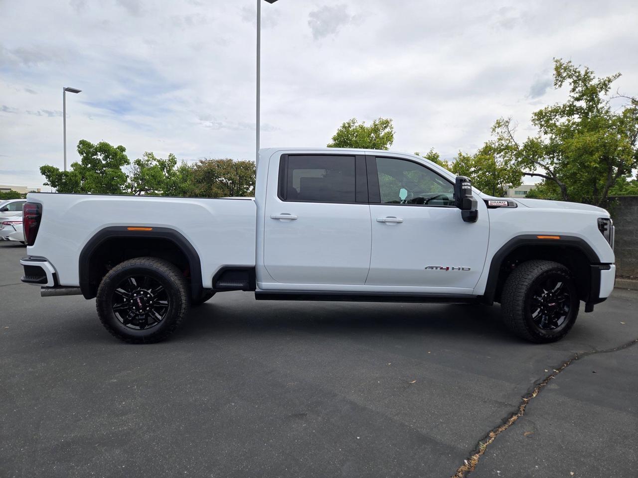 2026 GMC Sierra 2500HD AT4
