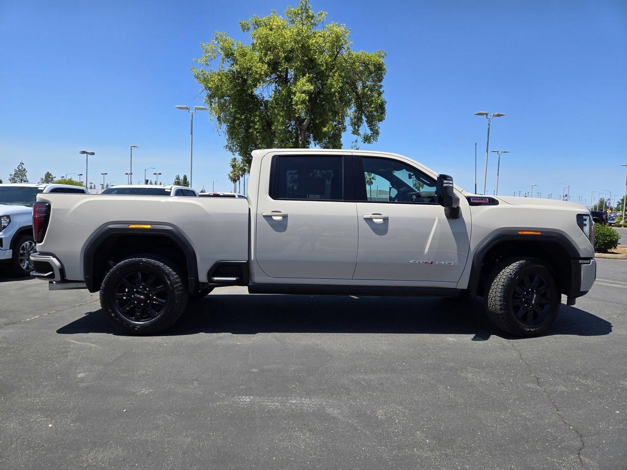 2026 GMC Sierra 2500HD AT4