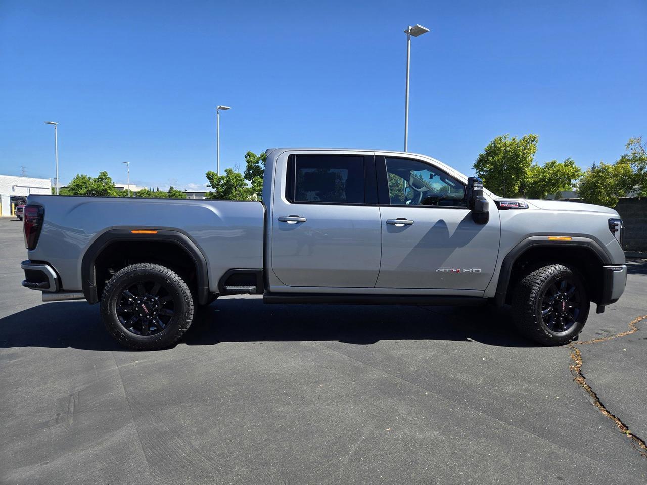 2026 GMC Sierra 2500HD AT4