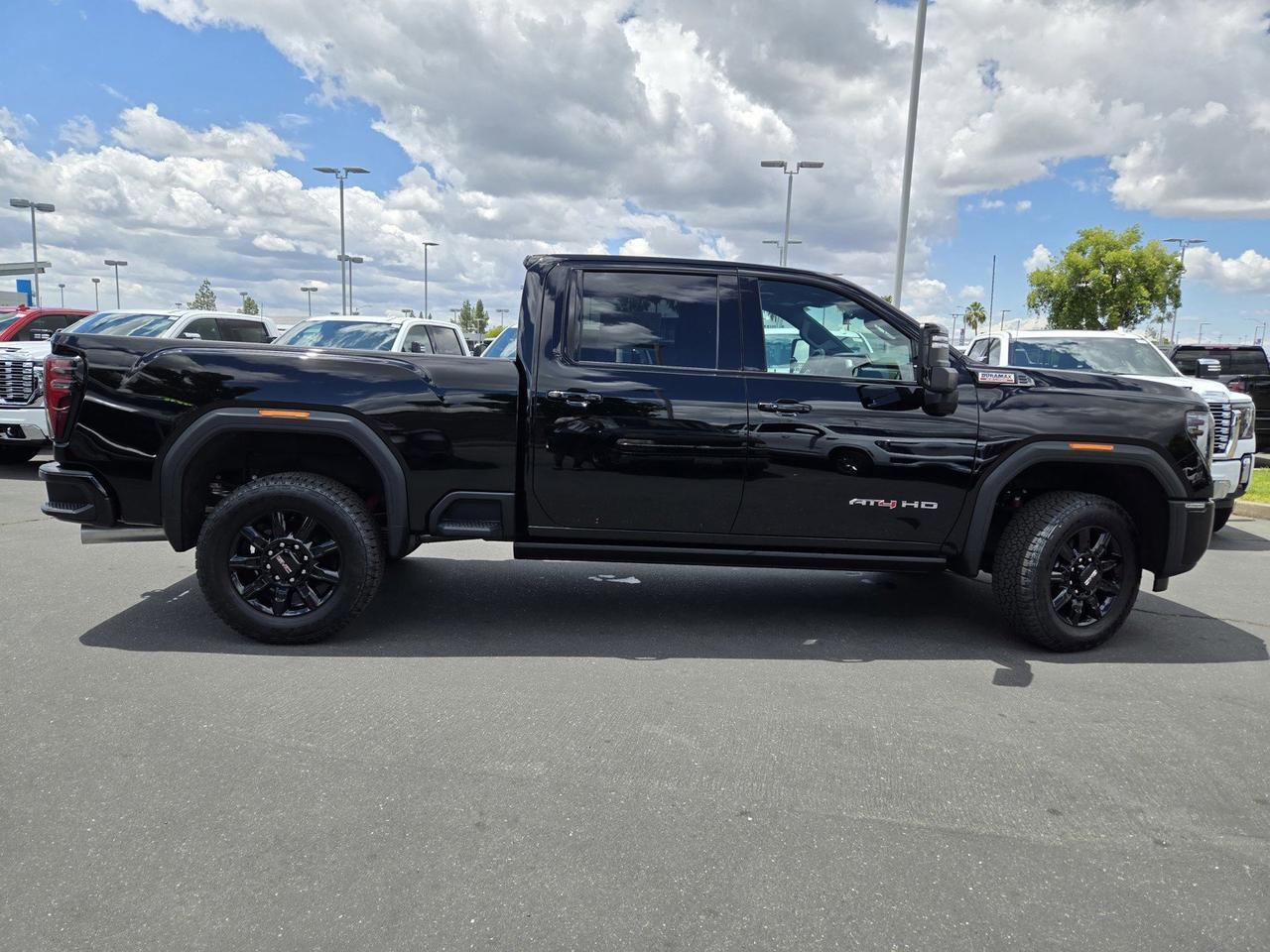 2026 GMC Sierra 2500HD AT4