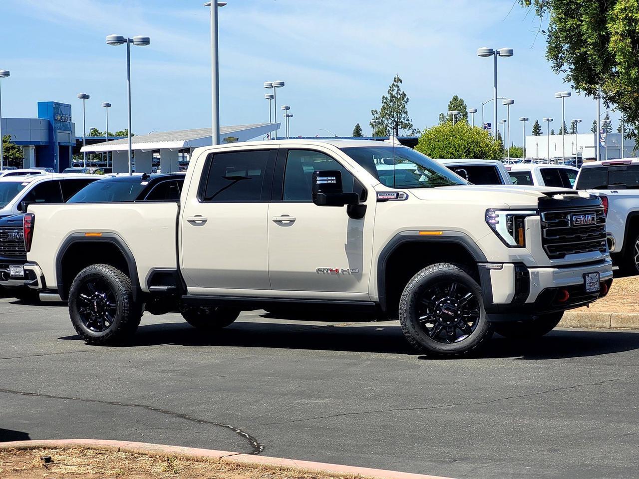 2026 GMC Sierra 2500HD AT4