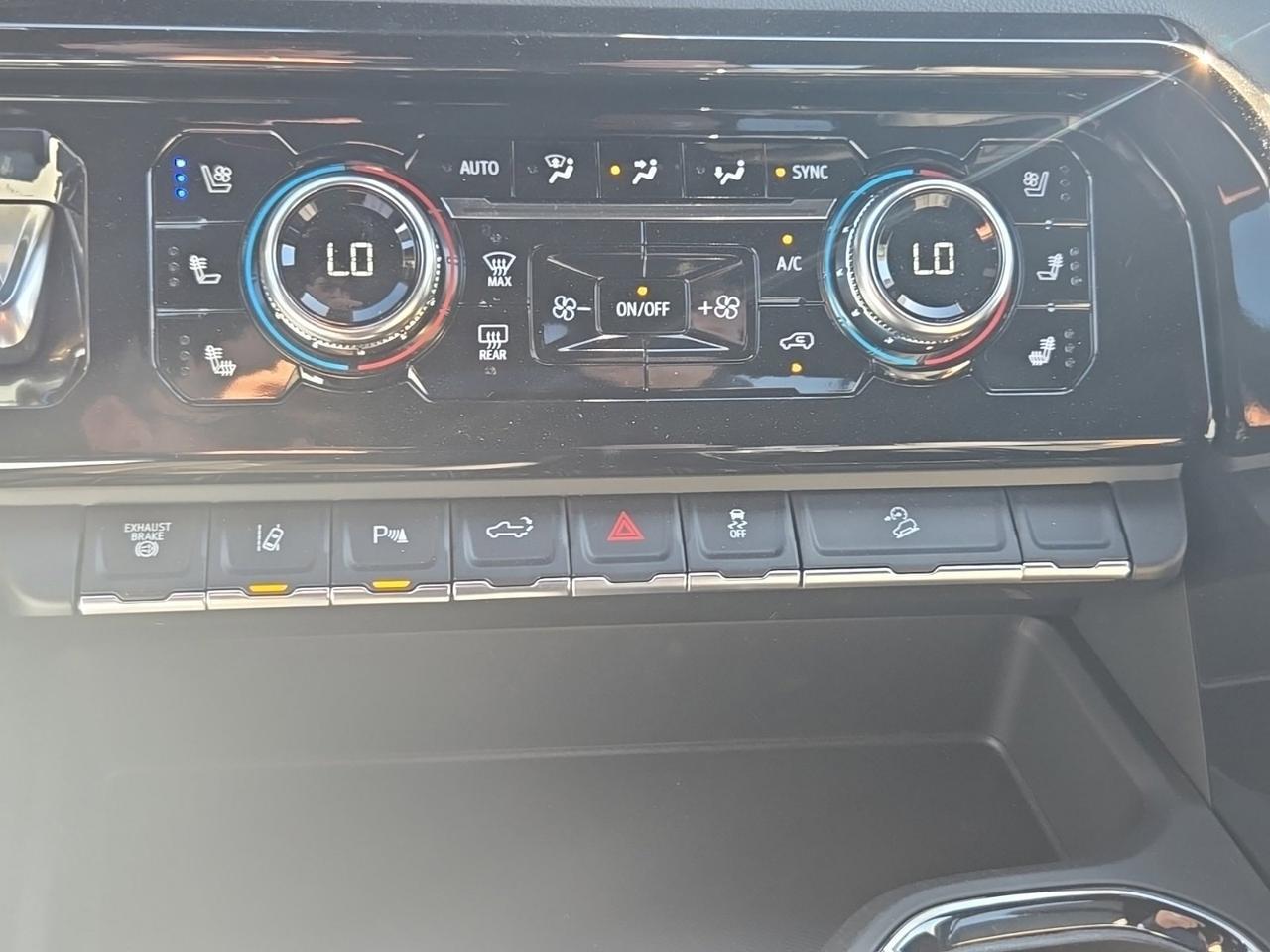 2026 GMC Sierra 2500HD AT4 Fredericksburg VA