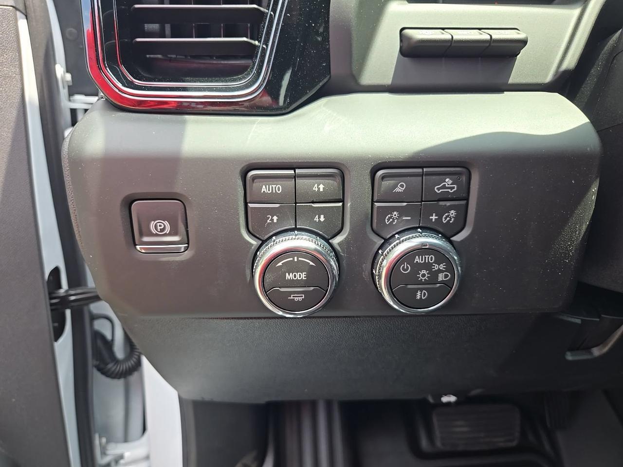 2026 GMC Sierra 2500HD AT4 Fredericksburg VA