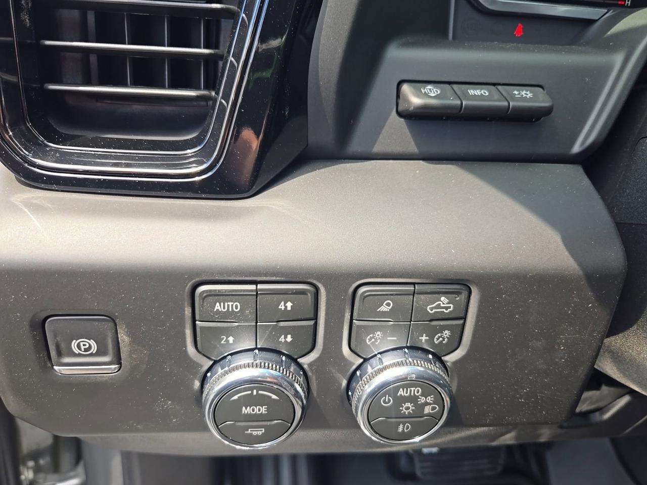 2026 GMC Sierra 2500HD AT4 Fredericksburg VA