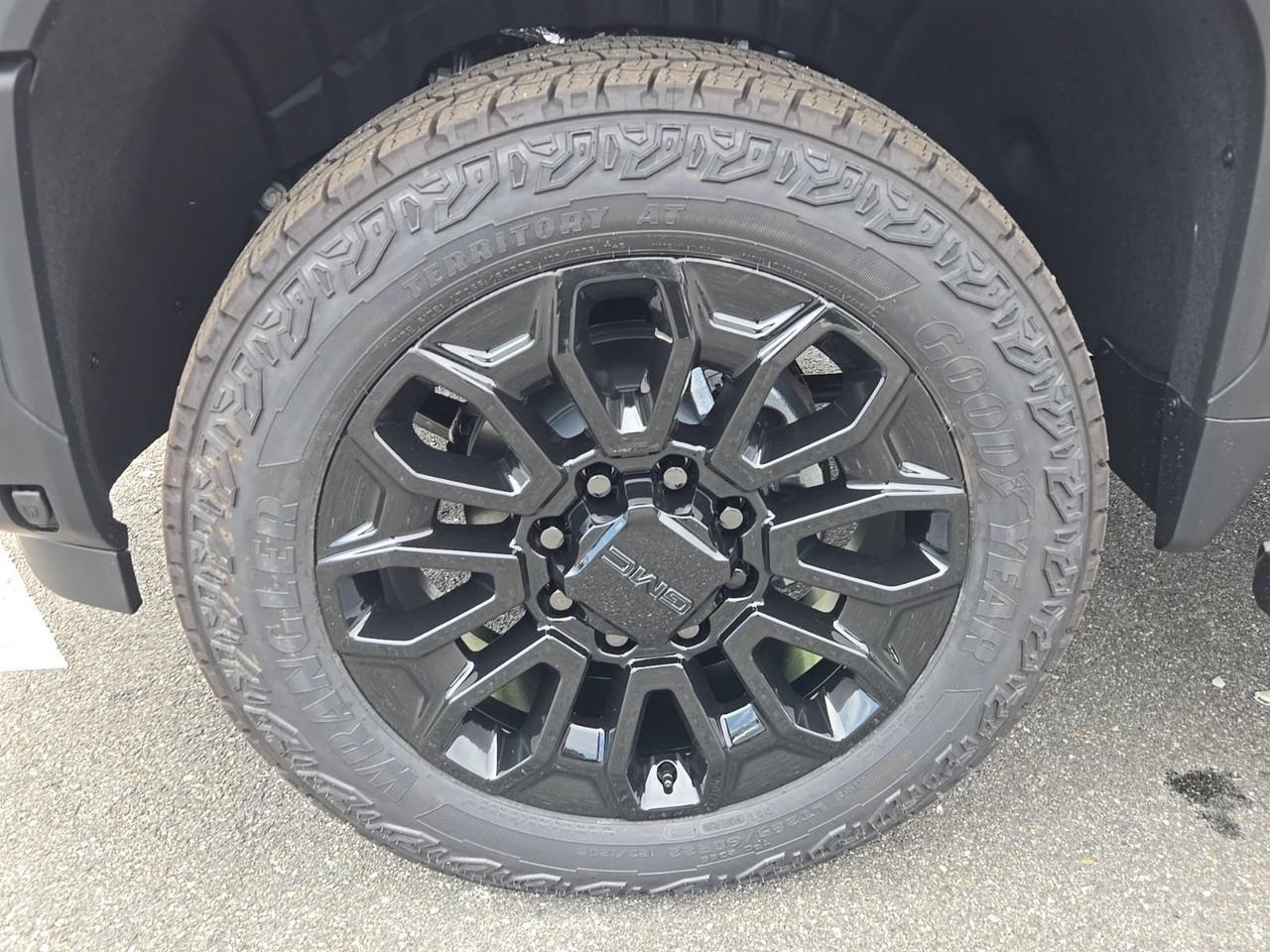 2026 GMC Sierra 2500HD AT4 Fredericksburg VA