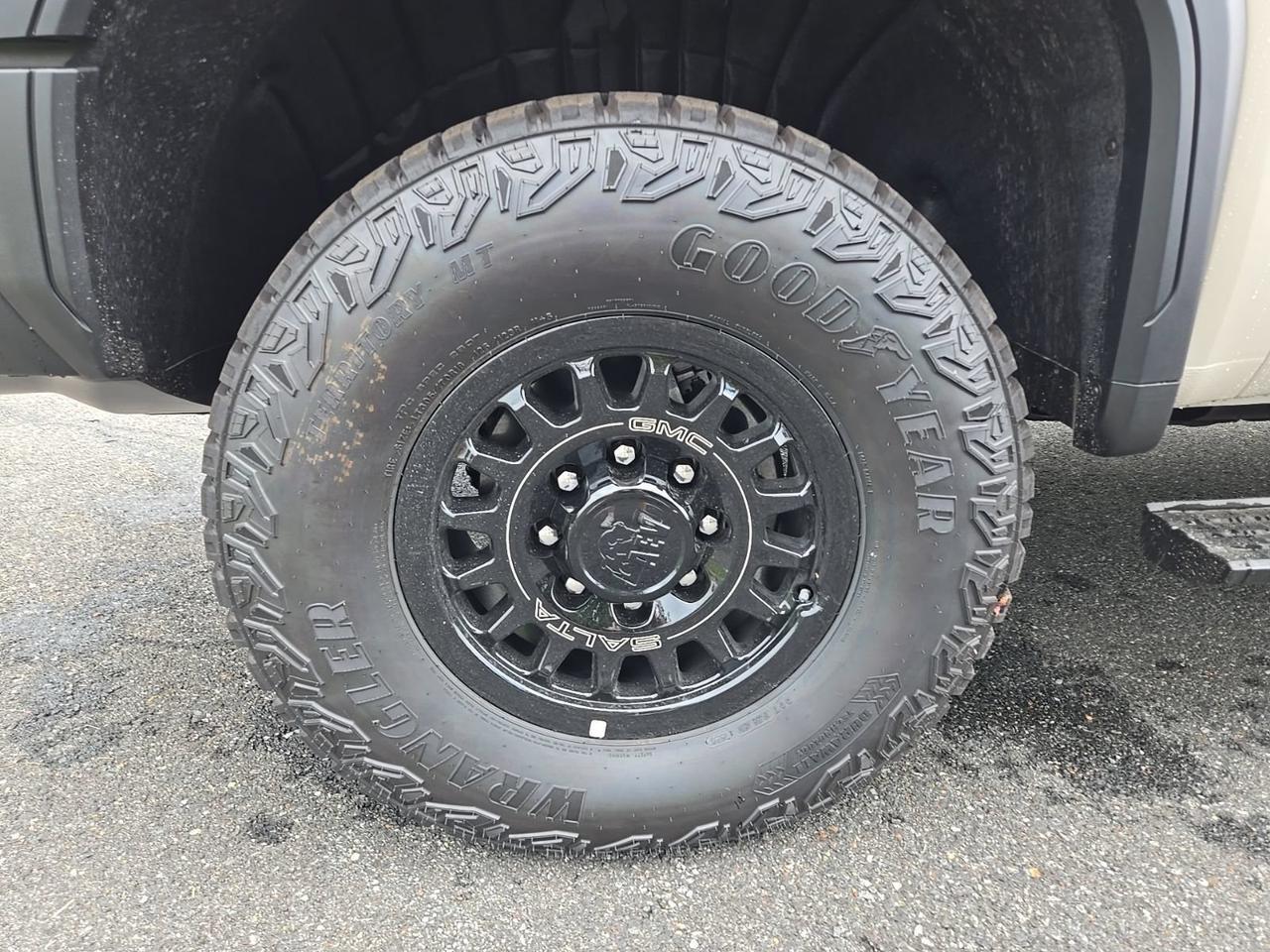 2026 GMC Sierra 2500HD AT4X Fredericksburg VA