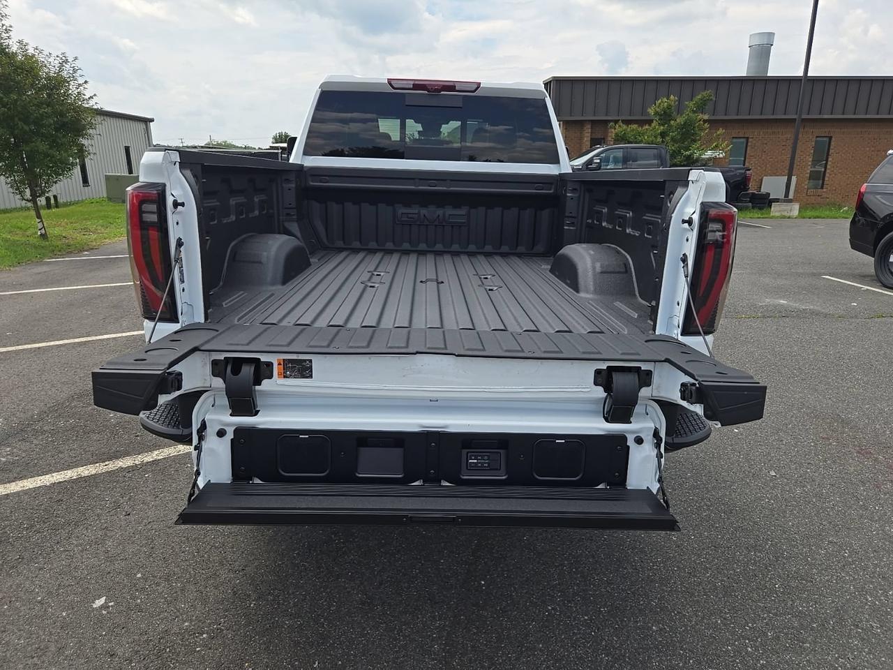 2026 GMC Sierra 2500HD AT4X Fredericksburg VA