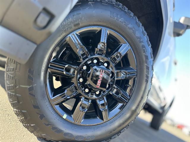 2026 GMC Sierra 2500HD Crew Cab, Standard Bed, AT4, 4WD Tucson AZ