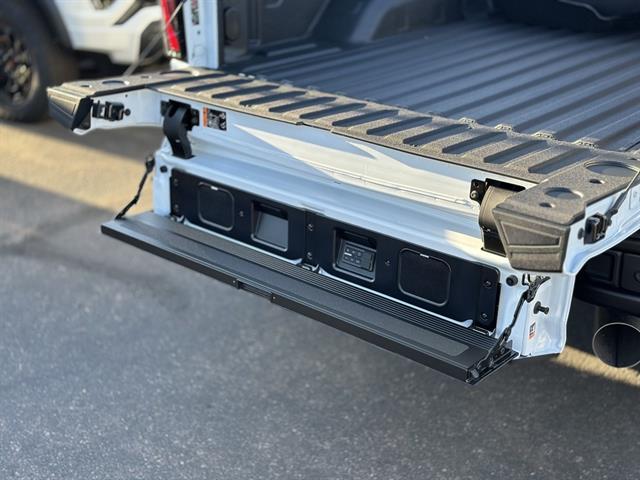 2026 GMC Sierra 2500HD Crew Cab, Standard Bed, AT4X, 4WD Tucson AZ