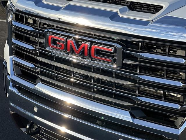 2026 GMC Sierra 2500HD Crew Cab, Standard Bed, SLT, 4WD Tucson AZ