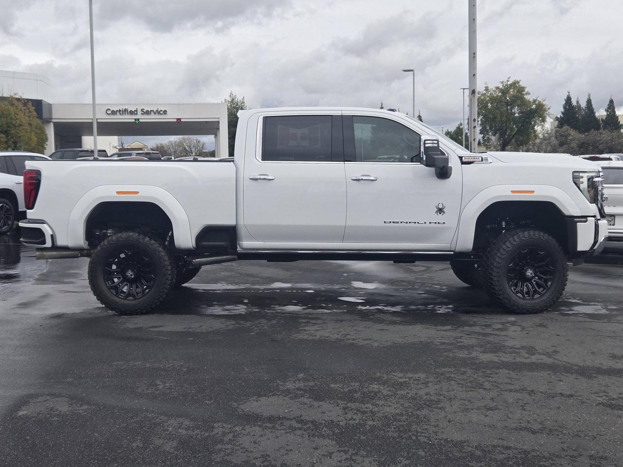 2026 GMC Sierra 2500HD Denali