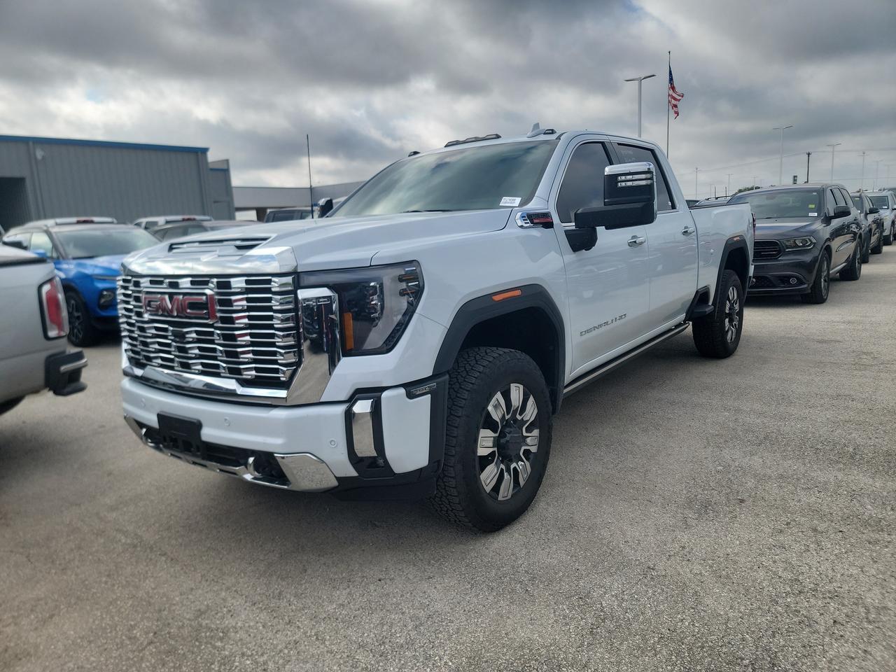 2026 GMC Sierra 2500HD Denali