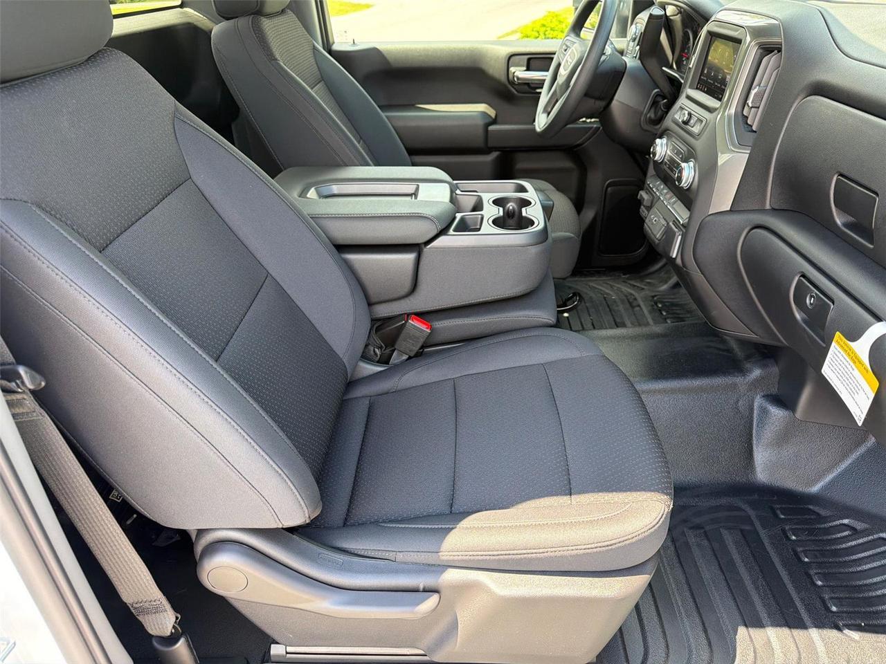2026 GMC Sierra 2500HD Pro Hagerstown MD