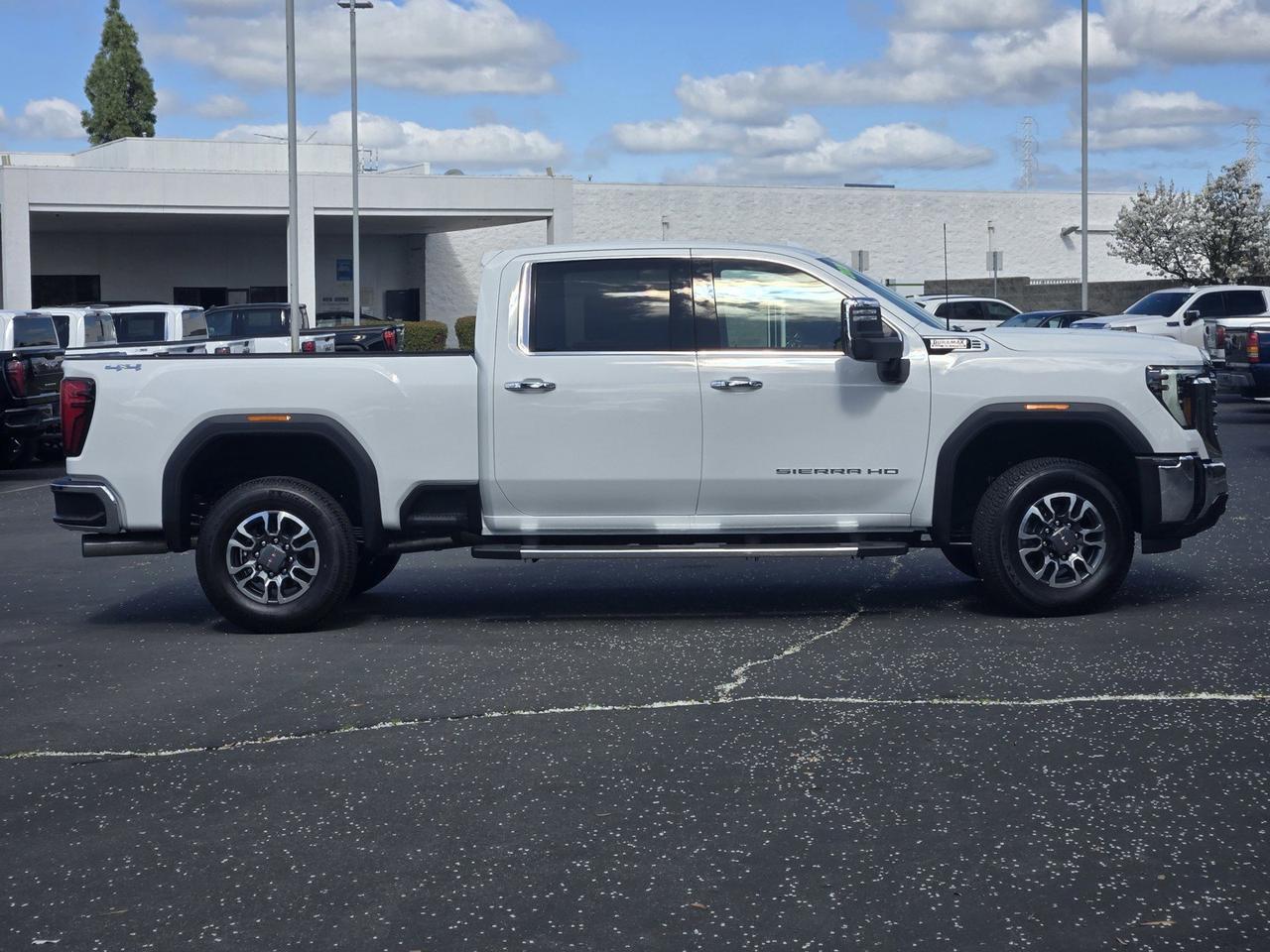 2026 GMC Sierra 2500HD SLT