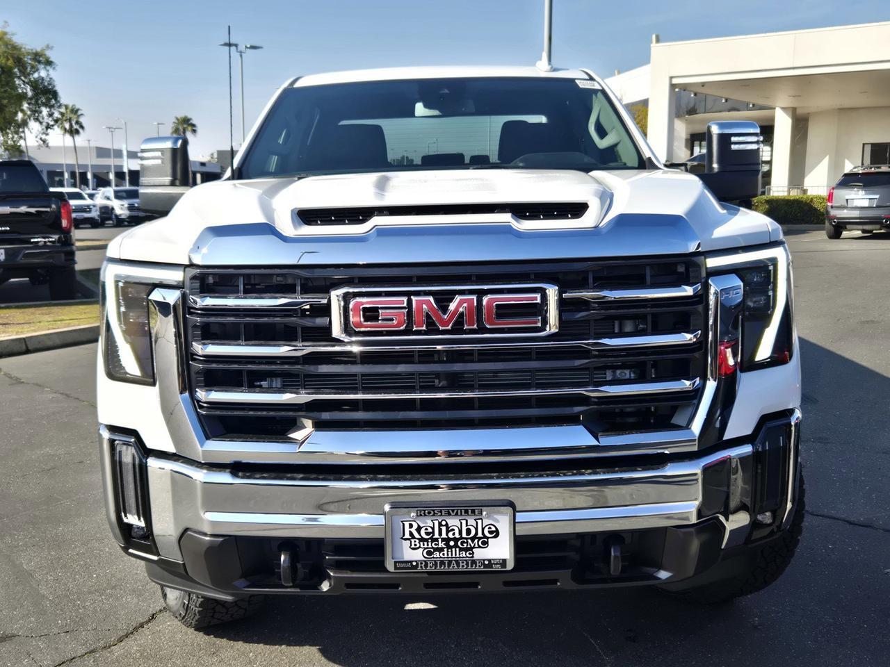 2026 GMC Sierra 2500HD SLT