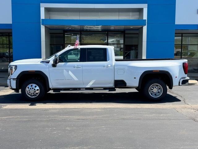 2026 GMC Sierra 3500 HD Denali DRW