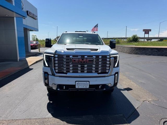 2026 GMC Sierra 3500 HD Denali DRW