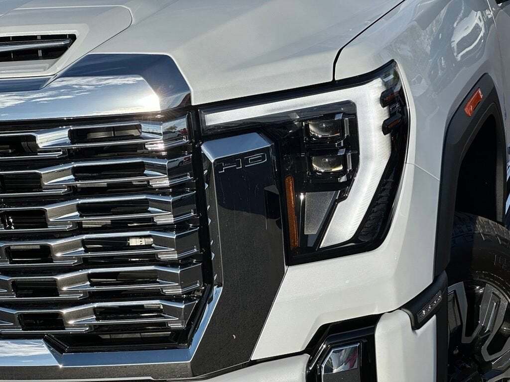 2026 GMC Sierra 3500 HD Denali