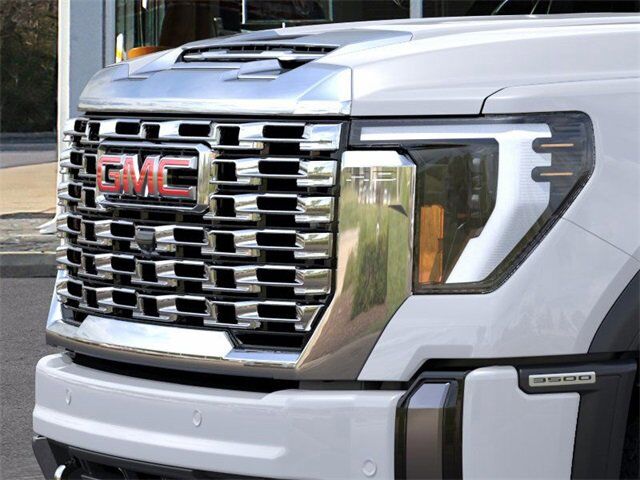 2026 GMC Sierra 3500 HD Denali Carbondale IL