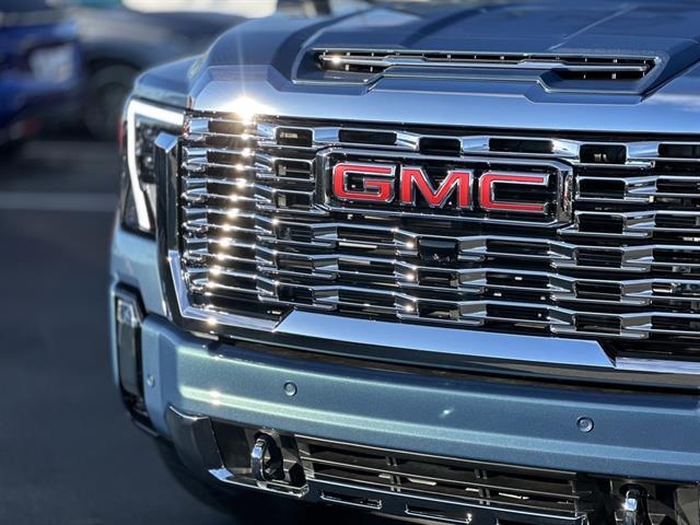 2026 GMC Sierra 3500HD 4WD CREW 159&quot;