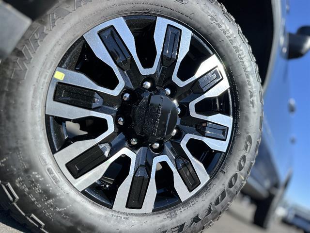 2026 GMC Sierra 3500HD Crew Cab, Long Bed, Denali Ultimate, 4WD