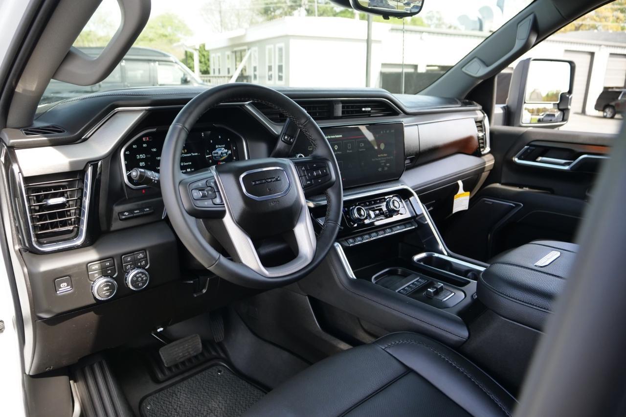 2026 GMC Sierra 3500HD Denali 4X4 / DRW / Reserve Technology Package / Duramax! Lincolnton NC