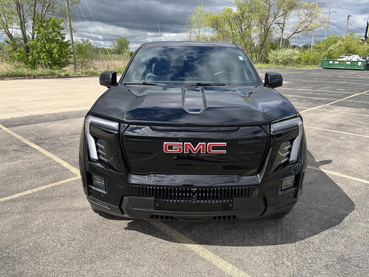 2026 GMC Sierra EV Elevation Extended Range e4WD Premium TechPkgs w/22s Multi-ProTailgate Spray-OnBedliner AdptvCrz